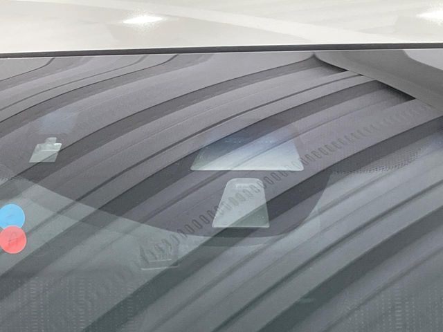 HONDA VEZEL HYBRID 2015 Image 31