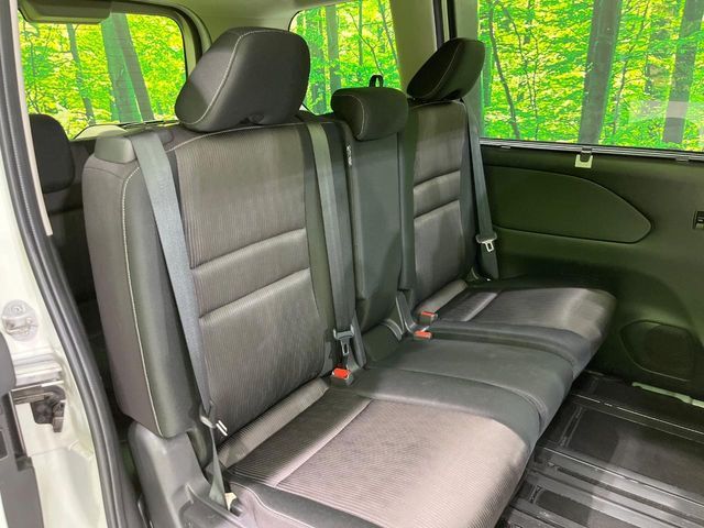 NISSAN SERENA  S-HYBRID 2017 Image 31