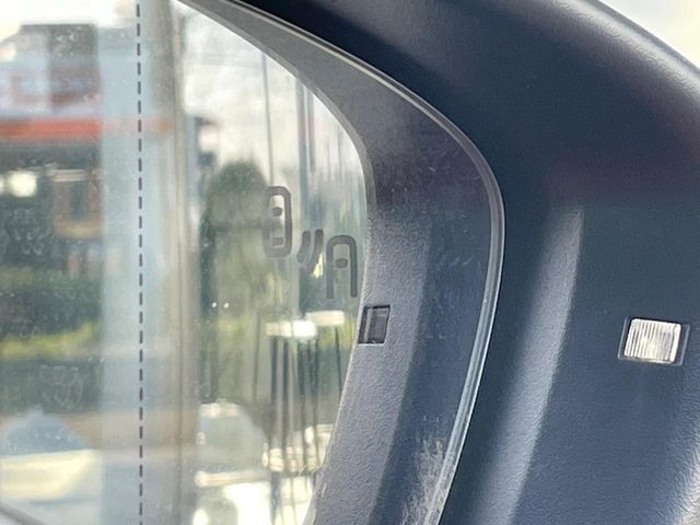 VOLKSWAGEN THE BEETL 2017 Image 31