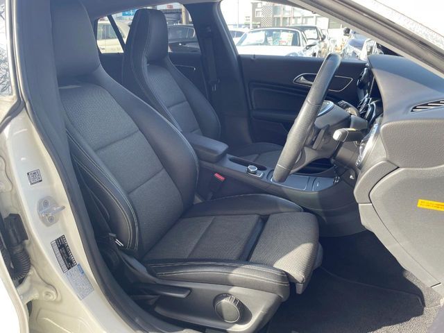 MERCEDES BENZ CLA SH 2017 Image 31