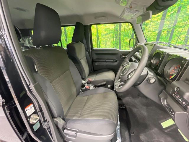 SUZUKI JIMNY NOMADE 2025 Image 31