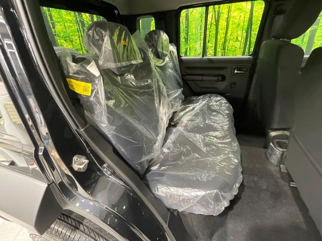 SUZUKI JIMNY NOMADE 2025 Image 31