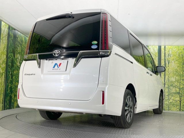 TOYOTA ESQUIRE 2020 Image 31