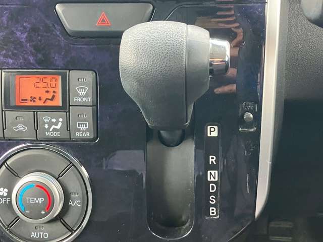 DAIHATSU TANTO CUSTOM 2019 Image 31