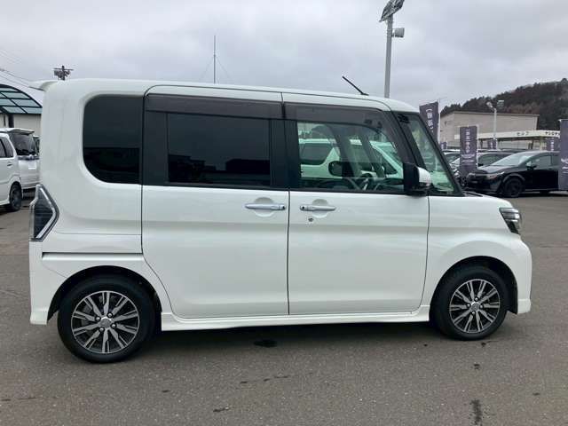 DAIHATSU TANTO CUSTOM 2019 Image 31