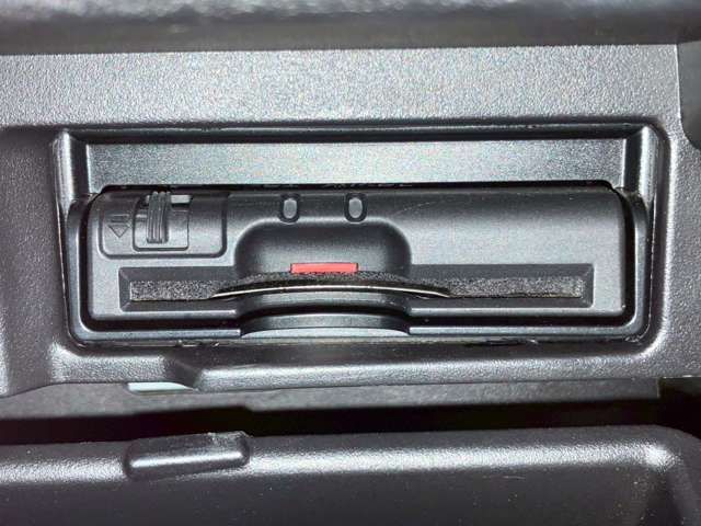 NISSAN SERENA  S-HYBRID 2018 Image 31