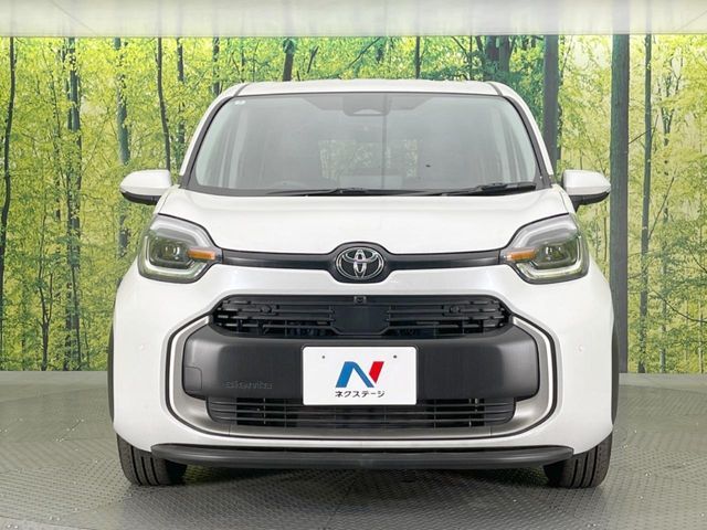 TOYOTA SIENTA HYBRID 2025 Image 31