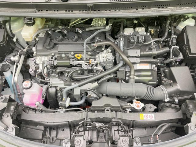 TOYOTA SIENTA HYBRID 2025 Image 31