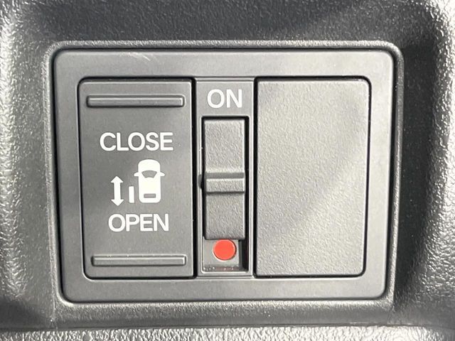 HONDA N BOX CUSTOM 2024 Image 31