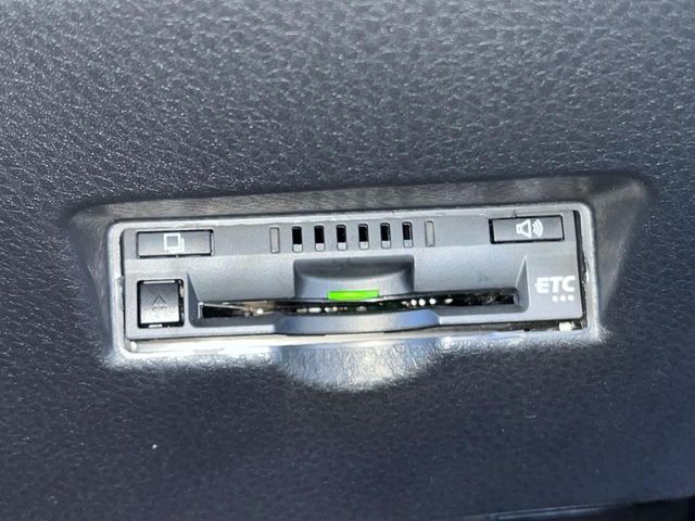 TOYOTA C-HR 2019 Image 31