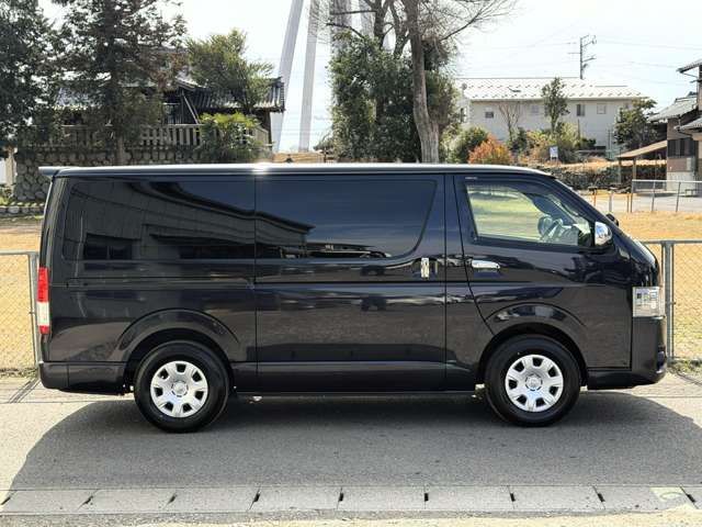 TOYOTA HIACE VAN 2WD 2020 Image 31