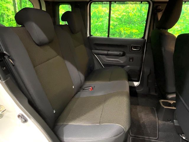 SUZUKI JIMNY NOMADE 2025 Image 31