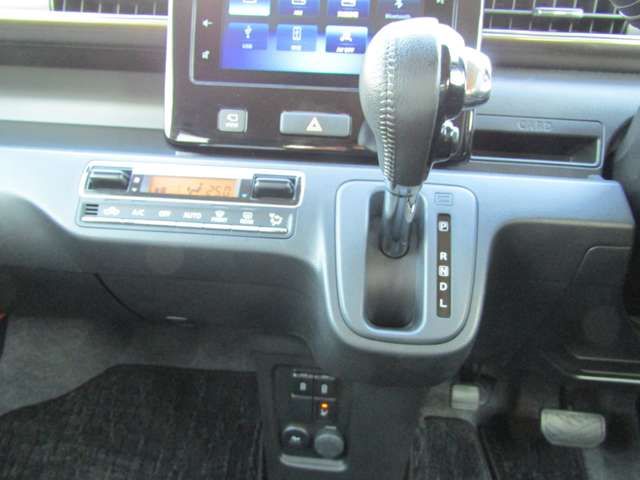 SUZUKI WAGON R CUSTOM Z 2023 Image 31