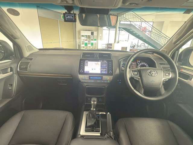 TOYOTA LANDCRUISER PRADO 2023 Image 31