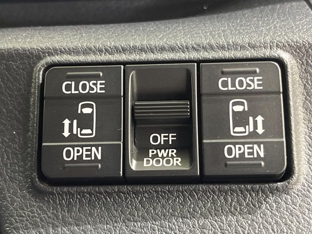 TOYOTA SIENTA HYBRID 2019 Image 31