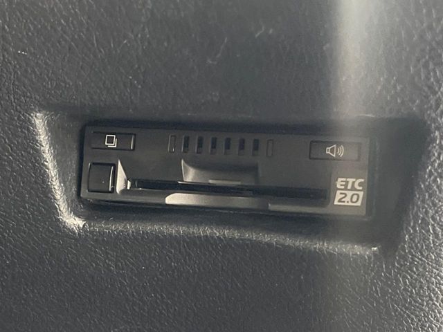 TOYOTA SIENTA HYBRID 2019 Image 31