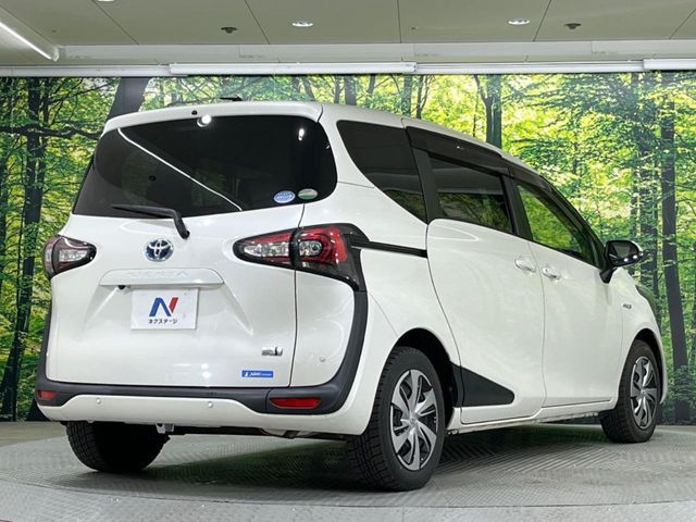 TOYOTA SIENTA HYBRID 2019 Image 31