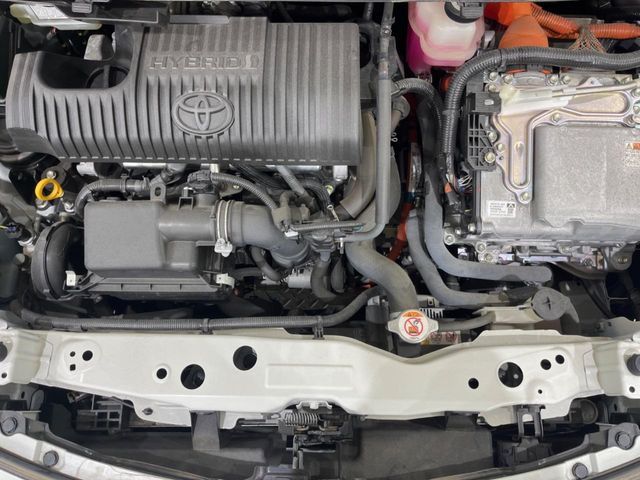 TOYOTA SIENTA HYBRID 2019 Image 31