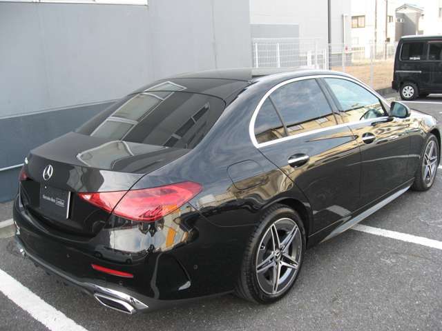 MERCEDES BENZ C CLAS 2024 Image 31