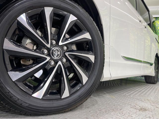 TOYOTA NOAH 2023 Image 31