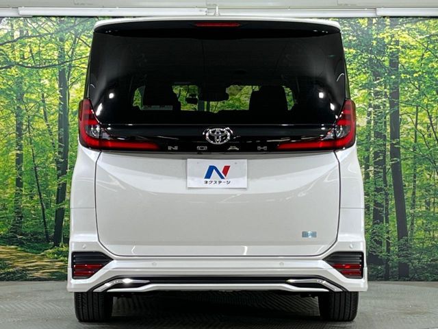 TOYOTA NOAH 2023 Image 31