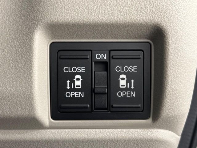 HONDA N BOX 2025 Image 31