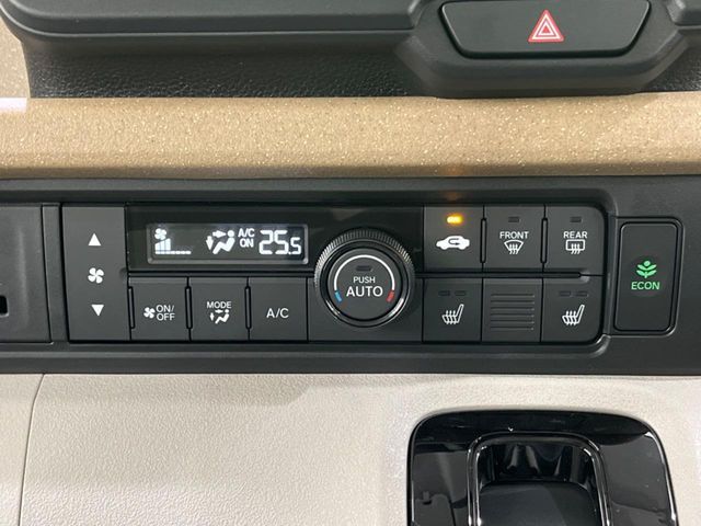 HONDA N BOX 2025 Image 31