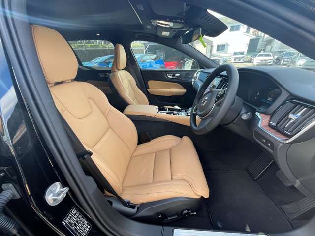 VOLVO V60 2024 Image 31