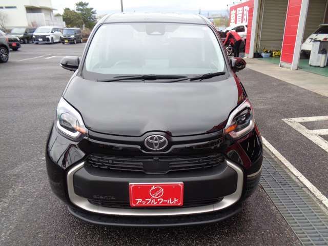 TOYOTA SIENTA HYBRID 2023 Image 31