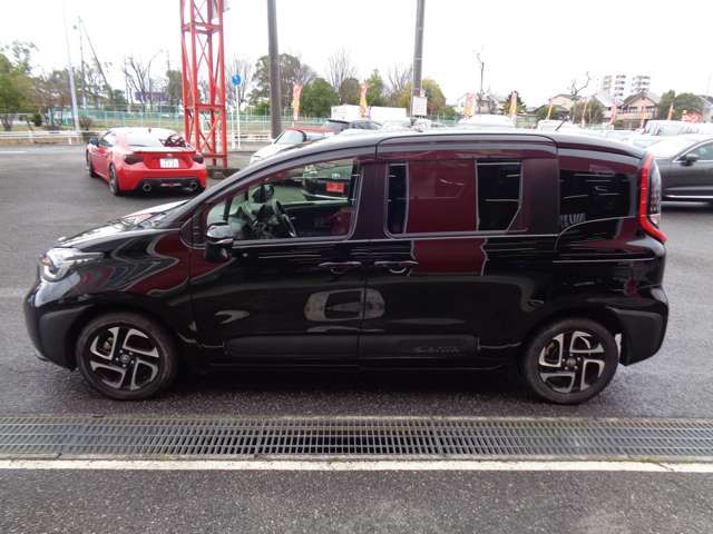 TOYOTA SIENTA HYBRID 2023 Image 31