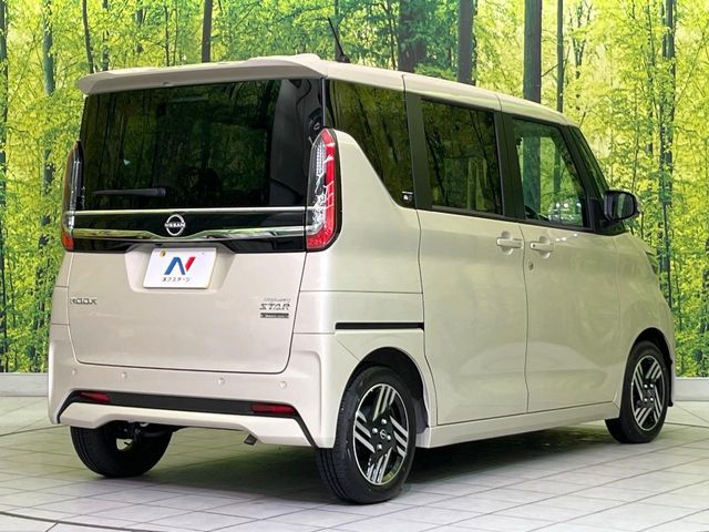 NISSAN ROOX 2024 Image 31