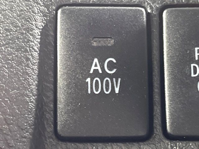 TOYOTA VELLFIRE  HYBRID 4WD 2012 Image 31