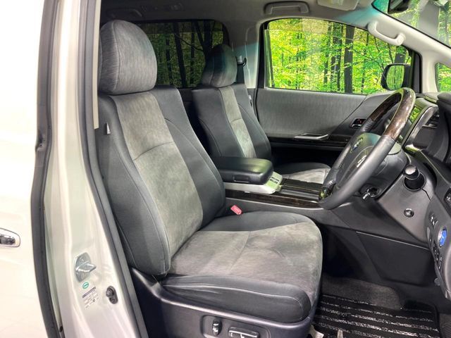 TOYOTA VELLFIRE  HYBRID 4WD 2012 Image 31