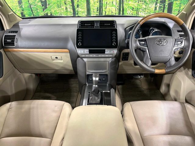 TOYOTA LANDCRUISER PRADO 2023 Image 31