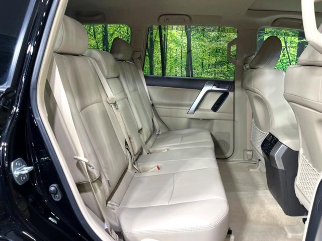 TOYOTA LANDCRUISER PRADO 2023 Image 31