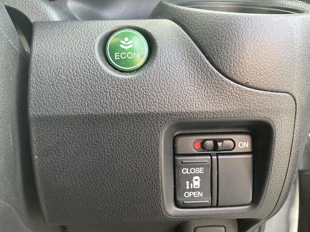 HONDA N BOX 4WD 2016 Image 31