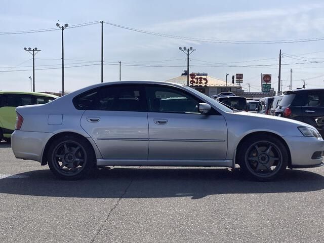 SUBARU LEGACY B4 2005 Image 31