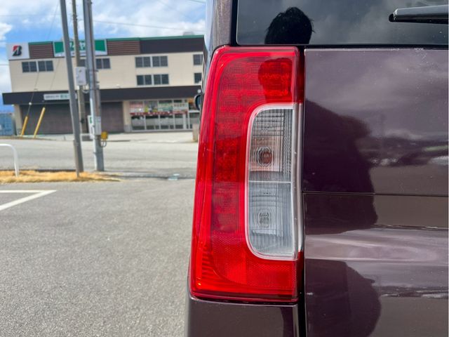 DAIHATSU TANTO 2018 Image 31