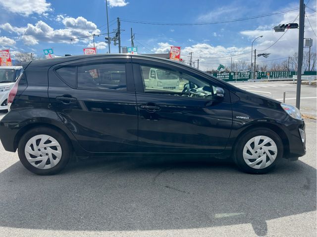 TOYOTA AQUA 2016 Image 31