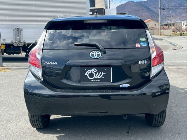 TOYOTA AQUA 2016 Image 31