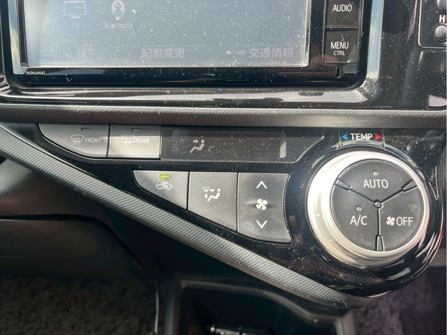 TOYOTA AQUA 2016 Image 31