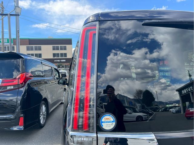 TOYOTA ESQUIRE 2017 Image 31