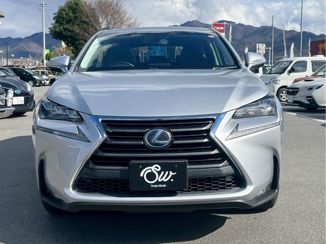 TOYOTA LEXUS NX300H 2015 Image 31