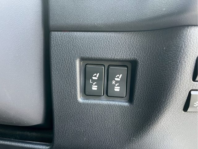 TOYOTA LEXUS NX300H 2015 Image 31