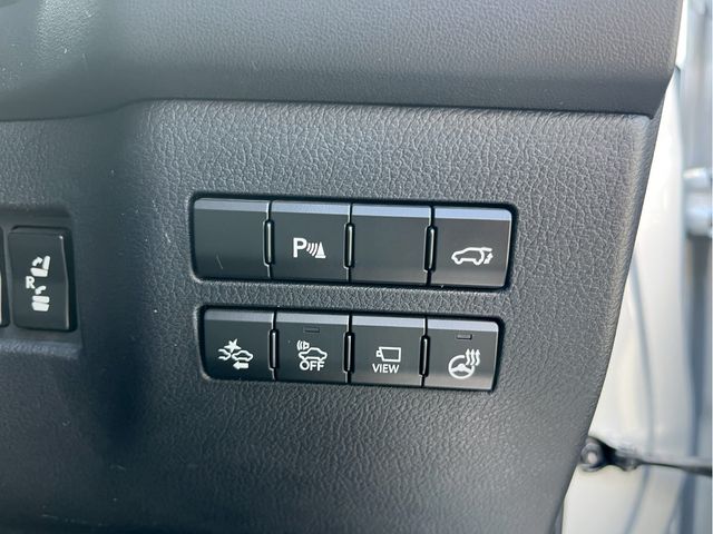 TOYOTA LEXUS NX300H 2015 Image 31