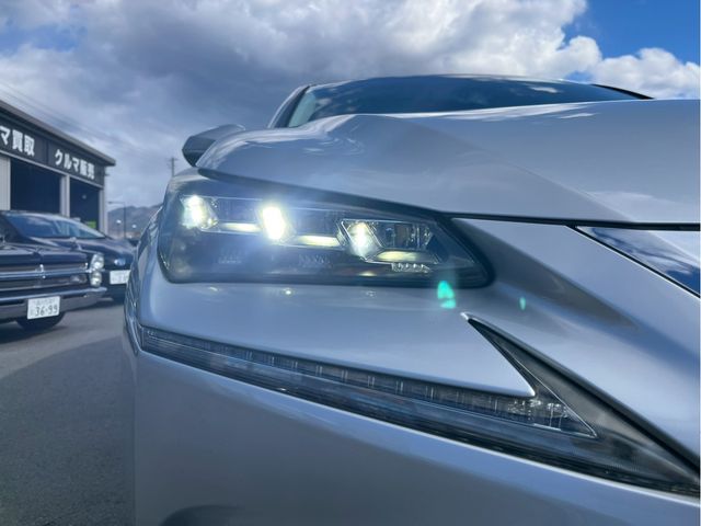 TOYOTA LEXUS NX300H 2015 Image 31