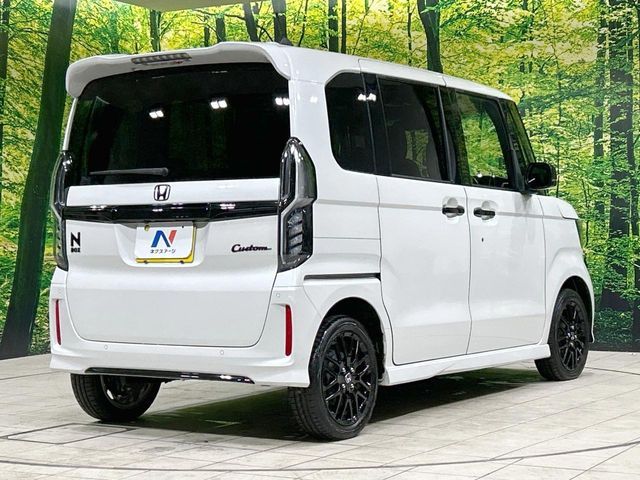 HONDA N BOX CUSTOM 2022 Image 31