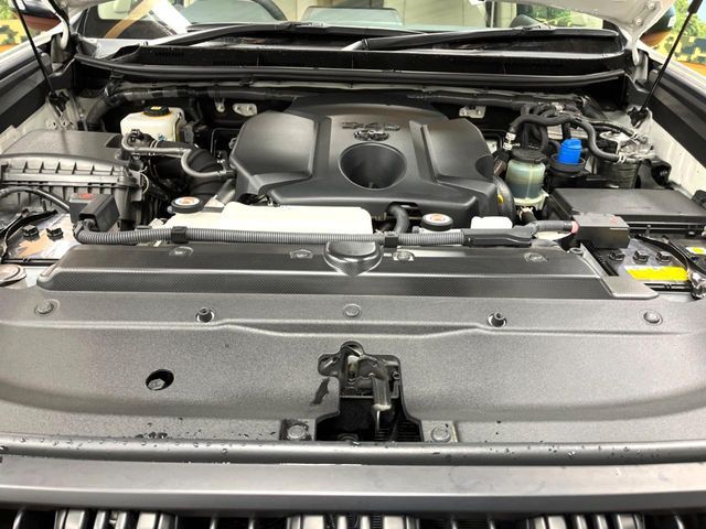 TOYOTA LANDCRUISER PRADO 2023 Image 31