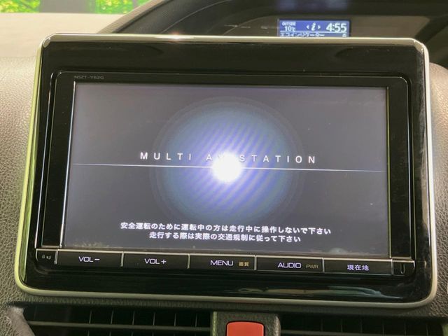 TOYOTA VOXY 2014 Image 31