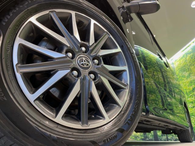 TOYOTA VOXY 2014 Image 31